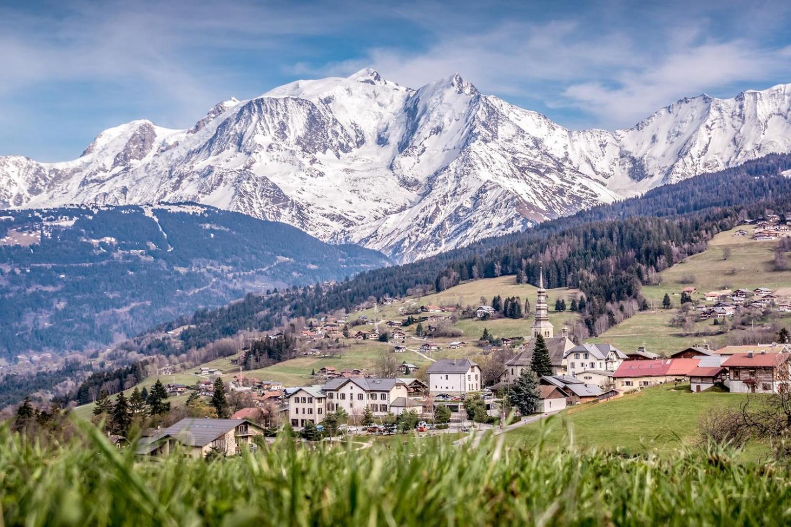 Apartment Capucin - A 3 Bedroom Chamonix Mountain Loft Exterior foto