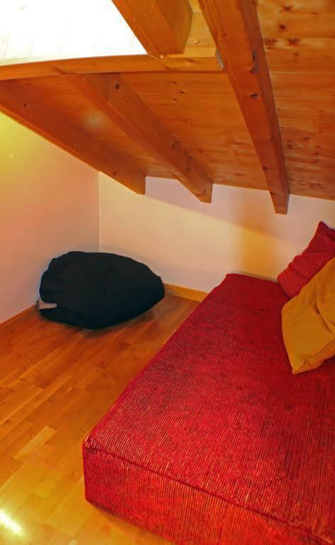 Apartment Capucin - A 3 Bedroom Chamonix Mountain Loft Exterior foto